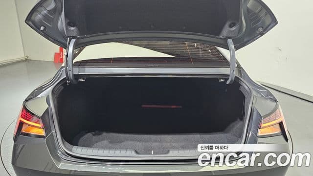 Hyundai Avante 2020 — Şəkil 15/20