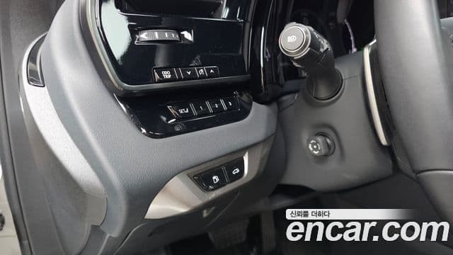 Lexus RX350h 2023 — Фото 18/20