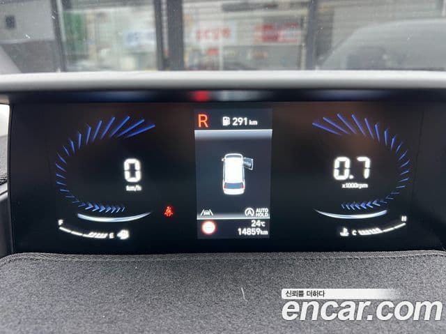 Hyundai Staria 2023 — ფოტო 12/20