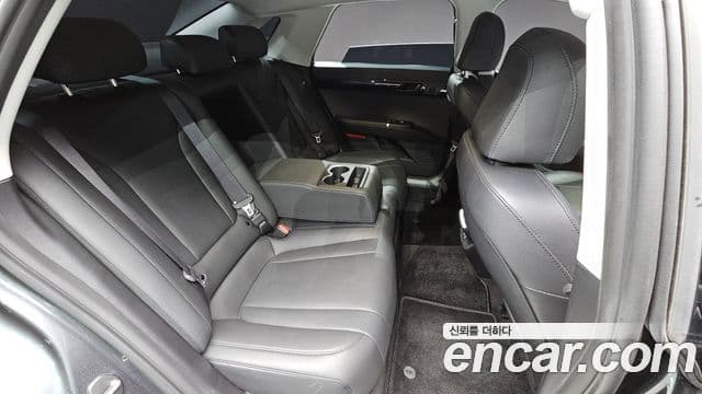 Hyundai Grandeur 2023 — ფოტო 19/20