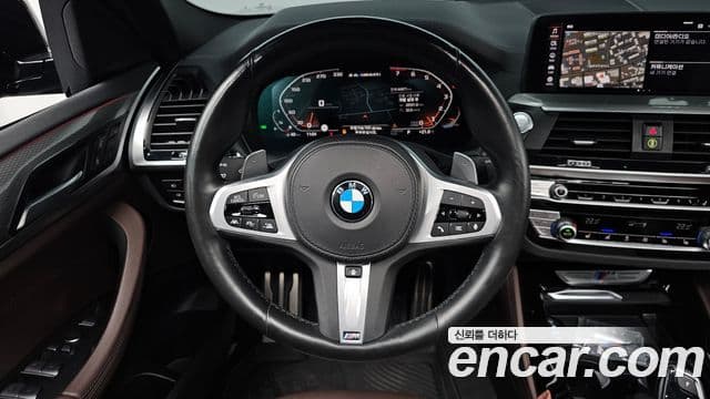 BMW X4 2021 — ფოტო 13/20