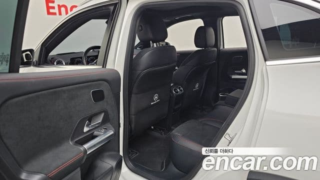 Mercedes-Benz EQA 2024 — ფოტო 14/37