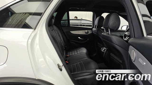 Mercedes-Benz GLC-Class 2020 — Şəkil 12/20