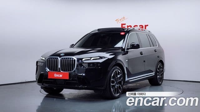 BMW X7 2025 — Photo 26/36