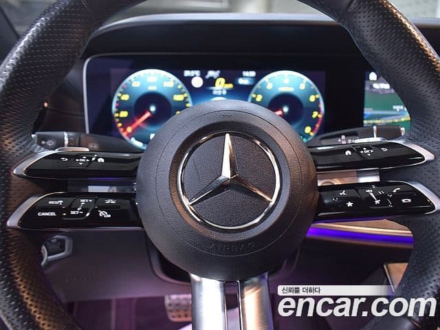Mercedes-Benz E-Class 2023 — Şəkil 8/20