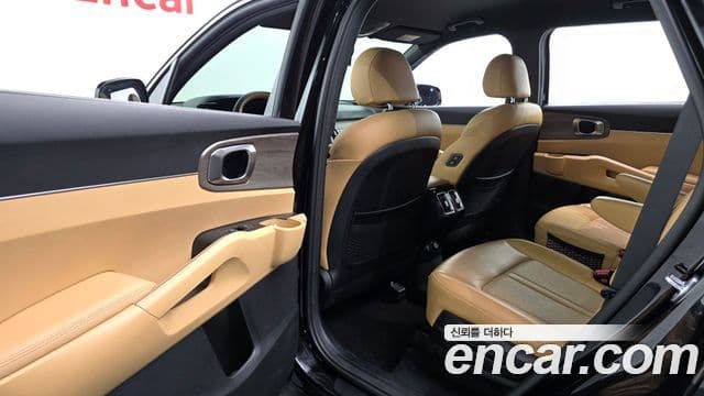 Kia Sorento 2021 — ფოტო 11/20