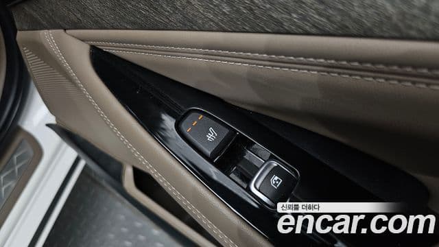 Kia K8 2021 — ფოტო 18/20
