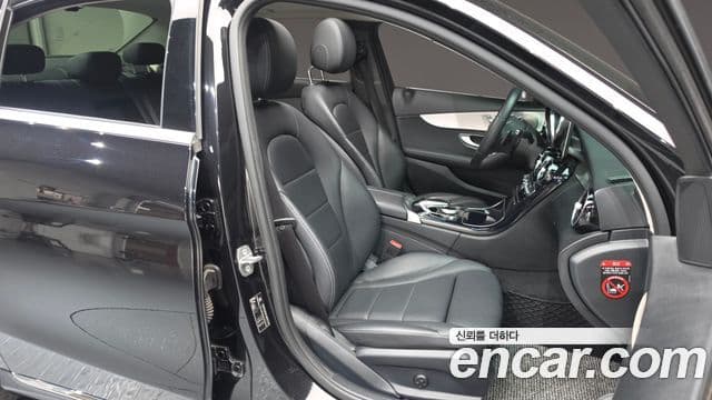 Mercedes-Benz C-Class 2020 — Фото 12/20