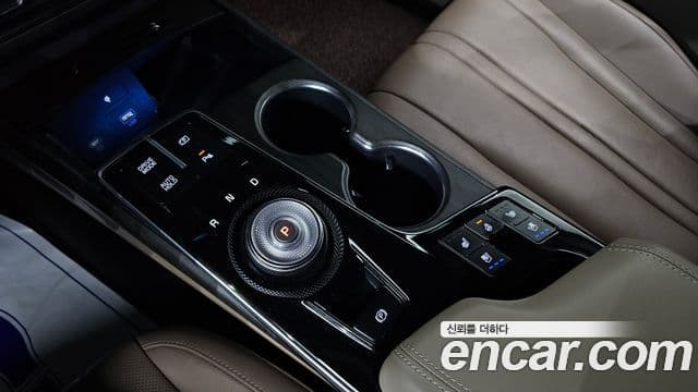 Kia K8 2023 — ფოტო 9/20