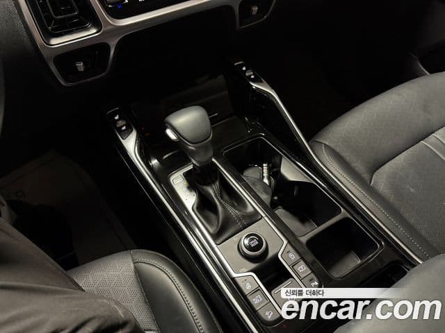 Kia Sorento 2021 — ფოტო 14/20