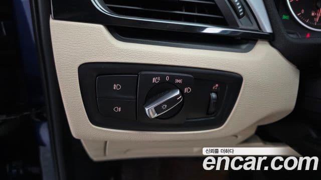 BMW X1 2018 — Фото 18/20