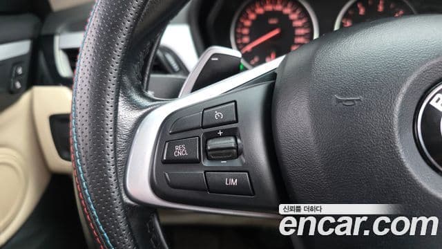 BMW X1 2018 — Photo 2/32