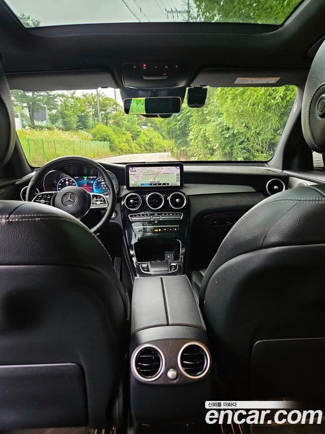 Mercedes-Benz GLC-Class 2021 — Şəkil 8/19