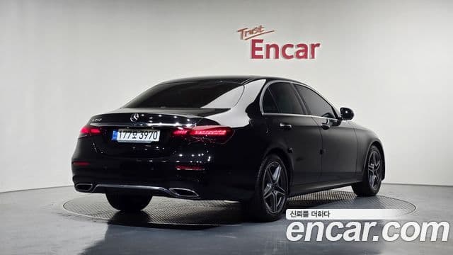 Mercedes-Benz E-Class 2022 — Şəkil 2/20