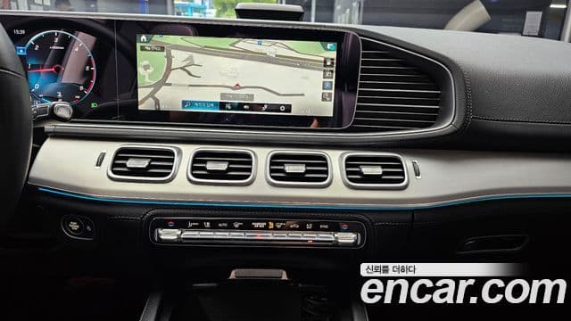 Mercedes-Benz GLE-Class 2021 — Şəkil 14/20