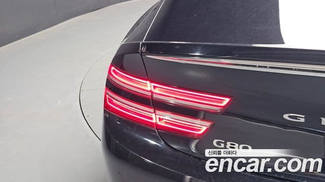 Genesis G80 2021 — ფოტო 5/35