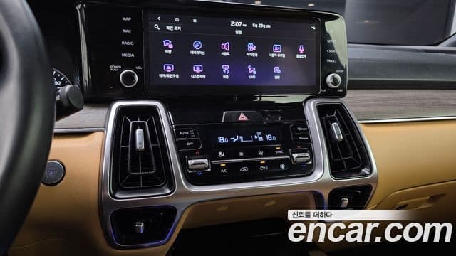 Kia Sorento 2021 — фото 14 из 20