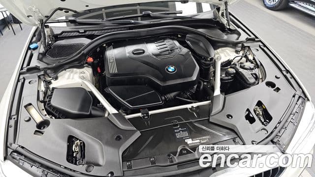 BMW 5 Series 2020 — ფოტო 6/20