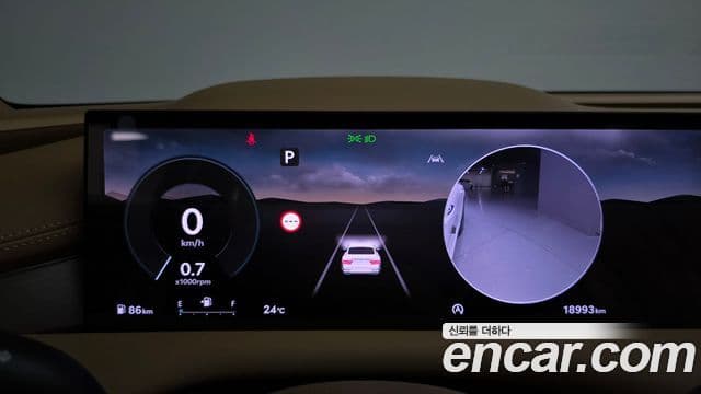 Genesis Electrified G80 2024 — Şəkil 8/20