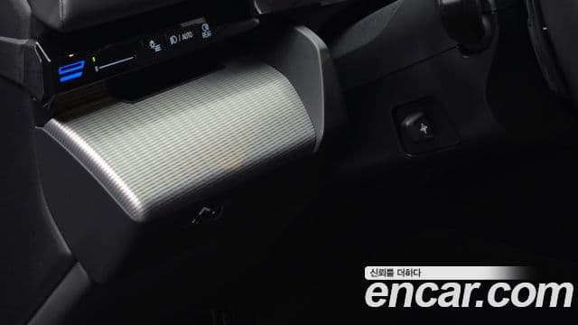 BMW 5 Series 2024 — Photo 21/34