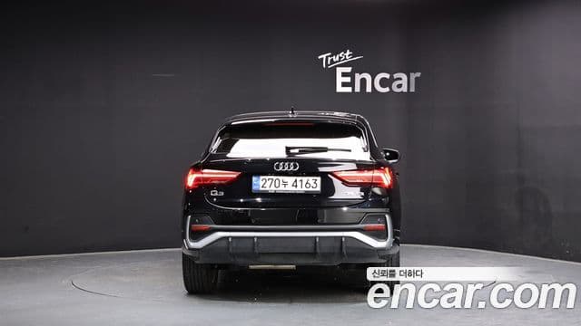 Audi Q3 2023 — Şəkil 6/20