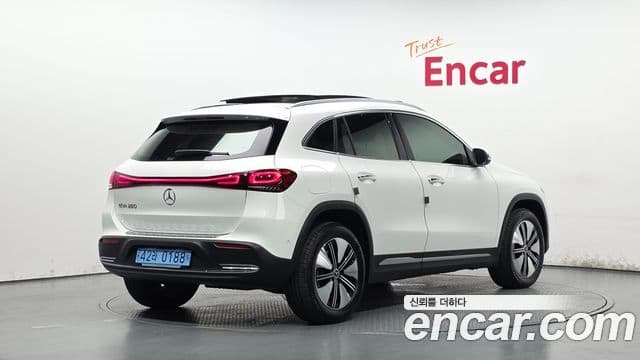 Mercedes-Benz EQA 2023 — ფოტო 2/32