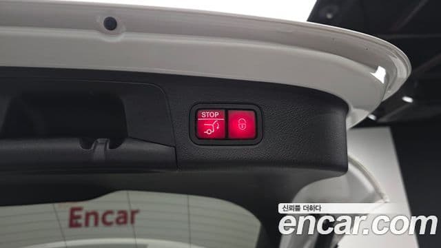 Mercedes-Benz EQA 2023 — ფოტო 14/32