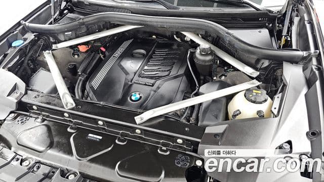BMW X7 2021 — Photo 6/20