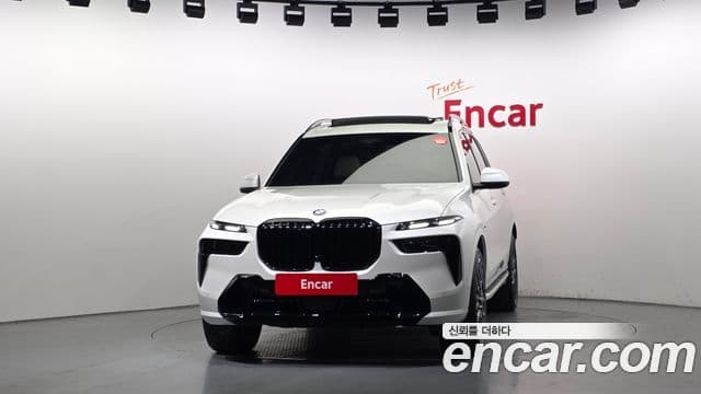 BMW X7 2025 — Photo 6/20