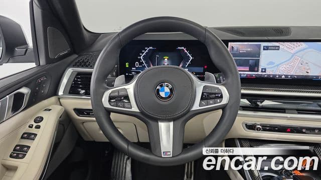 BMW X7 2025 — Photo 2/20