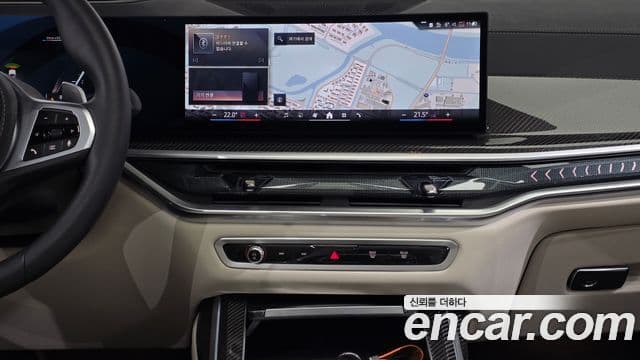 BMW X7 2025 — Photo 9/20