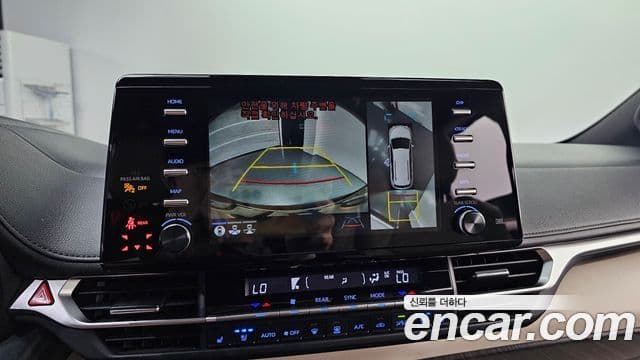 Toyota Sienna 2021 — Şəkil 15/20