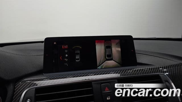 BMW M4 2018 — ფოტო 16/20