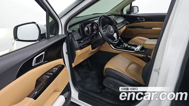 Kia Carnival 2021 — Фото 10/20