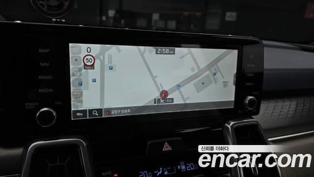 Kia Sorento 2022 — фото 14 из 20
