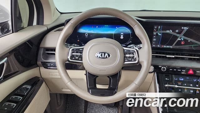 Kia Carnival 2020 — ფოტო 13/20