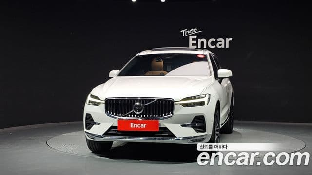 Volvo XC60 2023 — Şəkil 3/20