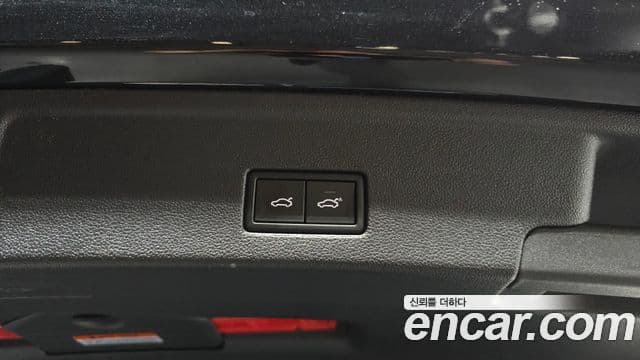 Volkswagen Touareg 2025 — Şəkil 20/20