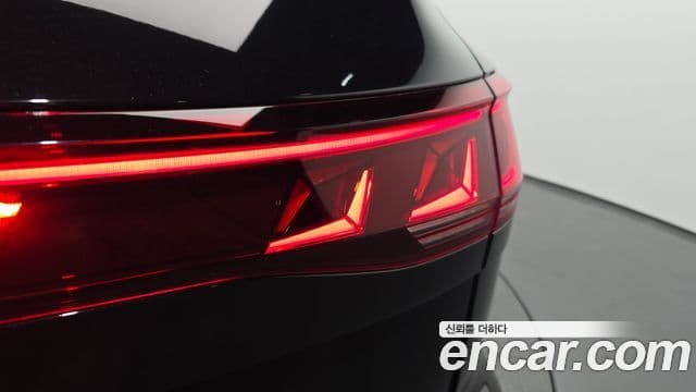 Volkswagen Touareg 2025 — Photo 13/38