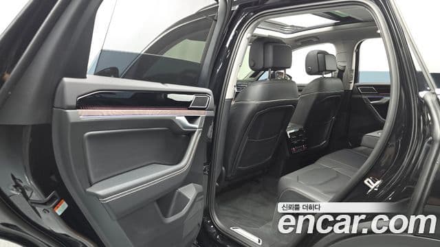 Volkswagen Touareg 2025 — Photo 11/38