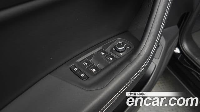 Volkswagen Touareg 2025 — Photo 37/38