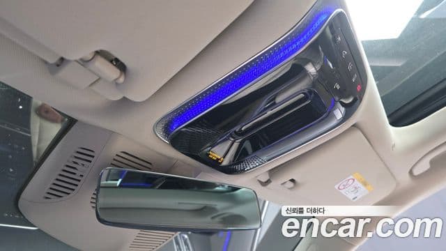 Mercedes-Benz S-Class 2022 — Photo 21/34
