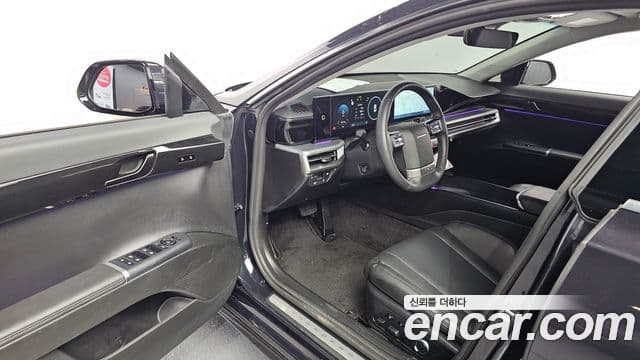 Hyundai Grandeur 2022 — ფოტო 11/20