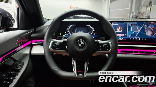BMW 5 Series 2025 — ფოტო 13/20