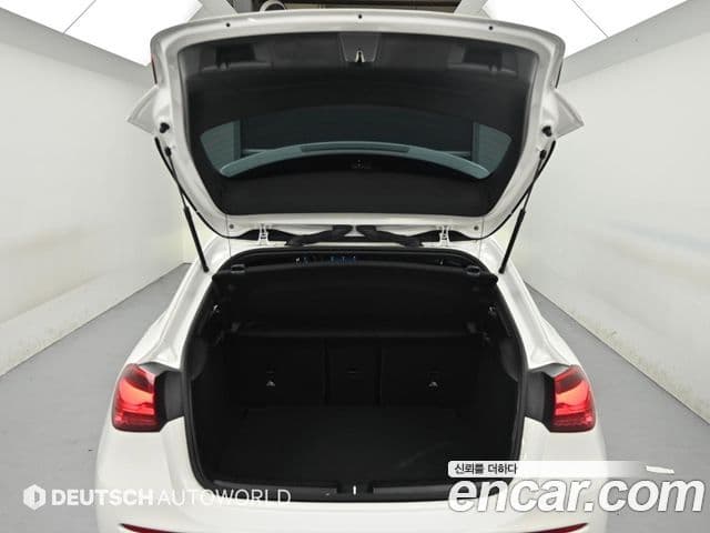 Mercedes-Benz A-Class 2024 — Фото 19/20