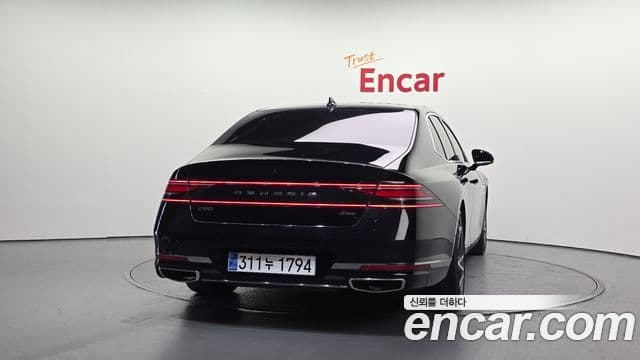 Genesis G90 2022 — Photo 15/34