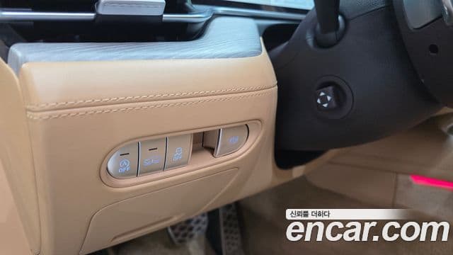 Genesis G90 2022 — Photo 12/34