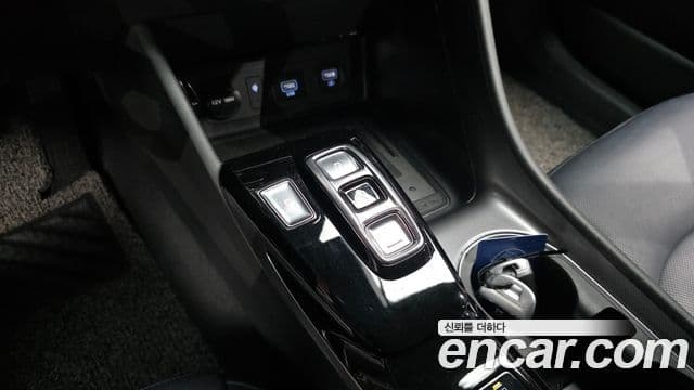 Hyundai Sonata 2021 — Фото 9/20