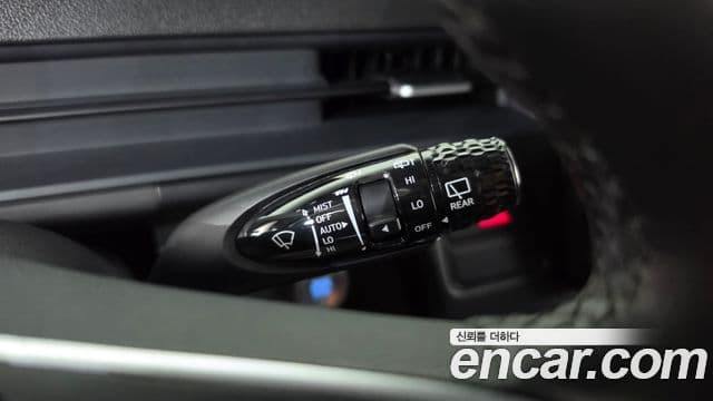 Hyundai Staria 2024 — ფოტო 15/20