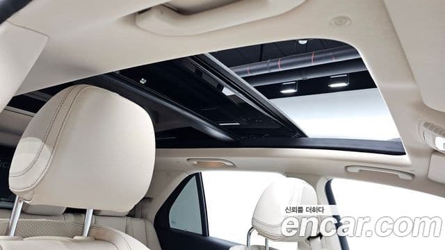 Mercedes-Benz GLE-Class 2023 — Фото 18/20